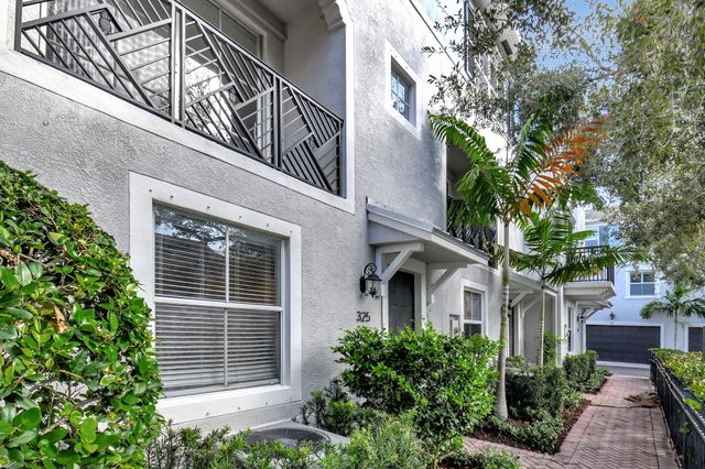 325 Atlantic Grove Way, Delray Beach, FL 33444