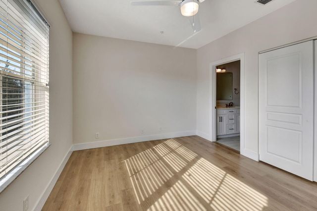 325 Atlantic Grove Way, Delray Beach, FL 33444