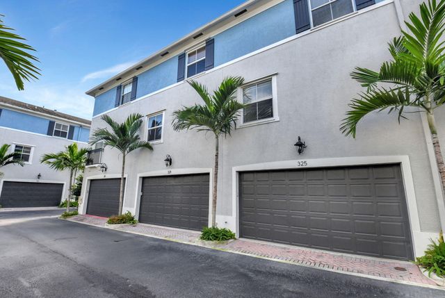 325 Atlantic Grove Way, Delray Beach, FL 33444