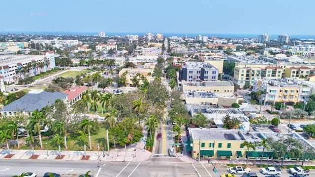 325 Atlantic Grove Way, Delray Beach, FL 33444