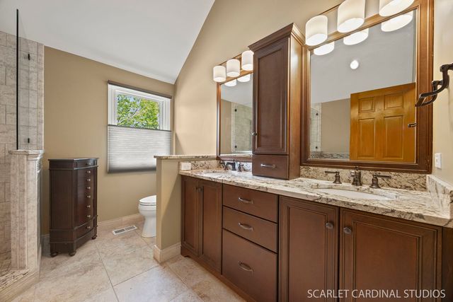 2565 Thornley Court, Aurora, IL 60504