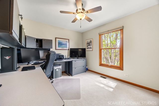 2565 Thornley Court, Aurora, IL 60504