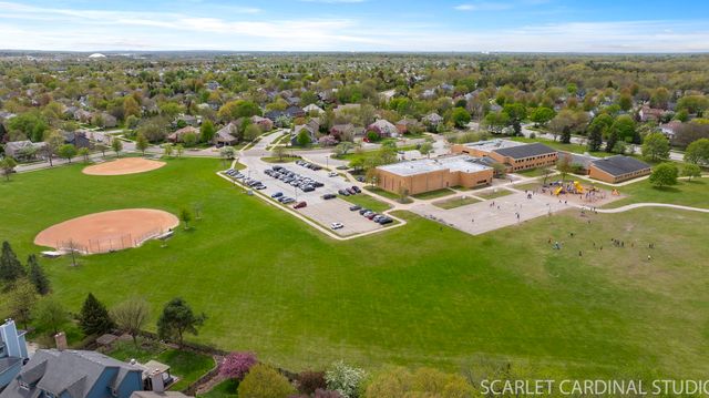 2565 Thornley Court, Aurora, IL 60504