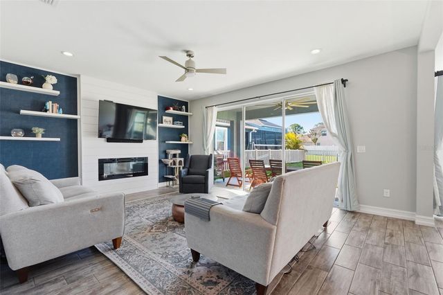 12112 RUSTIC RIVER WAY, Tampa, FL 33635