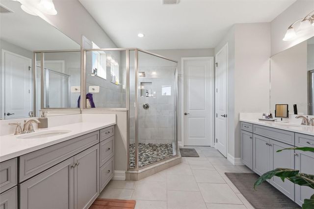 12112 RUSTIC RIVER WAY, Tampa, FL 33635