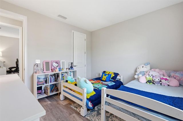 12112 RUSTIC RIVER WAY, Tampa, FL 33635