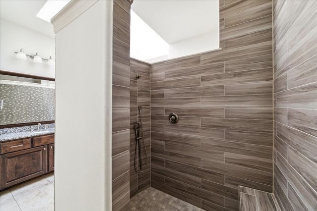 4706 Bellwood Springs Lane, Sugar Land, TX 77479