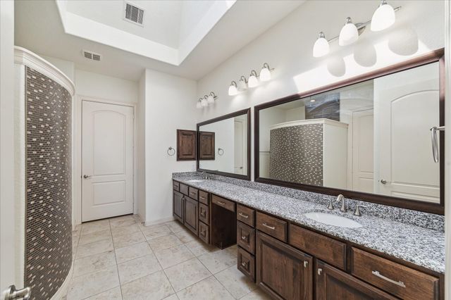 4706 Bellwood Springs Lane, Sugar Land, TX 77479