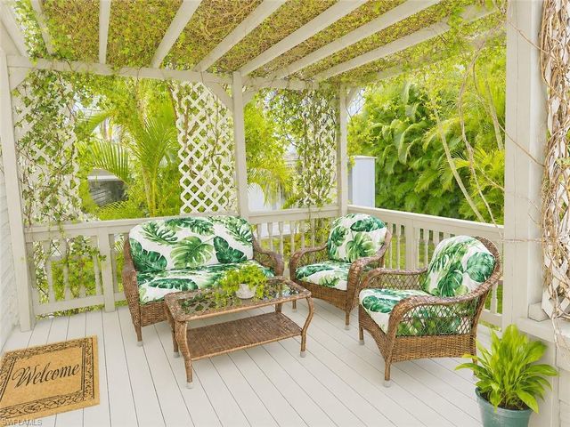 20472 Luettich LN, Estero, FL 33928
