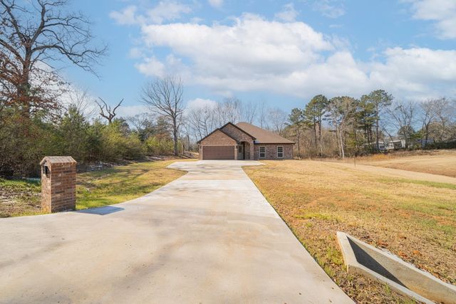 601 Butane St, Longview, TX 75603