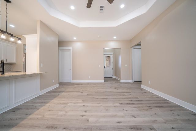 601 Butane St, Longview, TX 75603