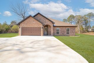 601 Butane St, Longview, TX 75603