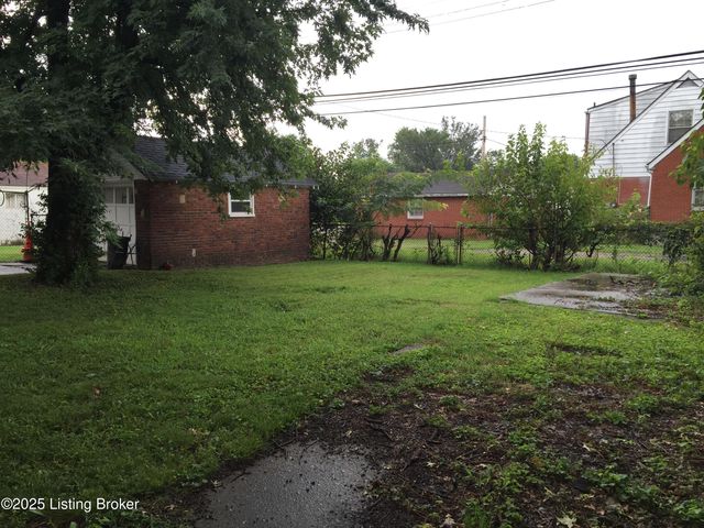 1736 Harold Ave, Louisville, KY 40210