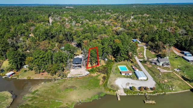 000 Hackberry Street, Trinity, TX 75862