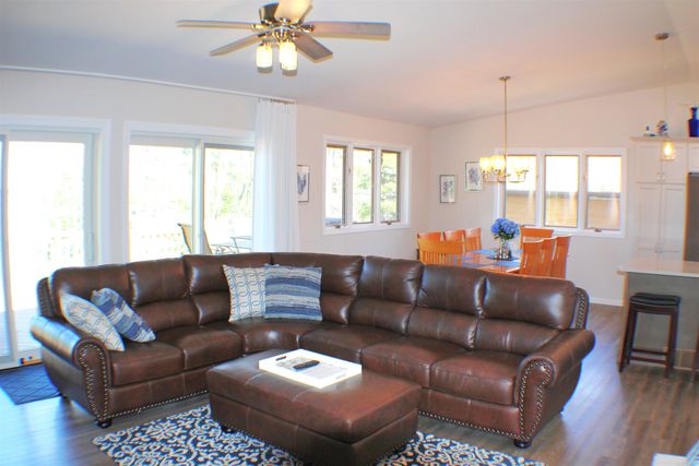 2151 Heather Way, Gladwin, MI 48624