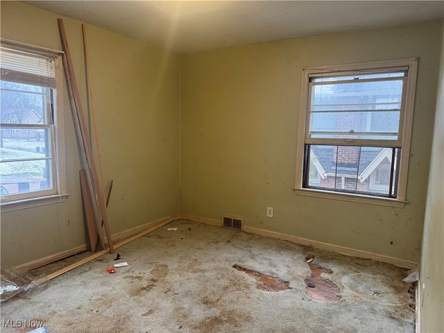 460 Palisades Drive, Akron, OH 44303