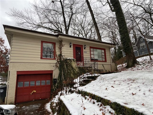 460 Palisades Drive, Akron, OH 44303