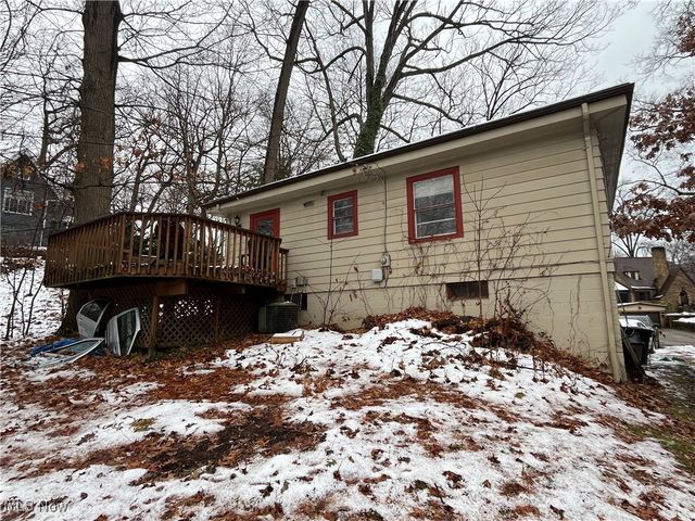 460 Palisades Drive, Akron, OH 44303