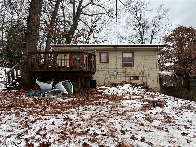 460 Palisades Drive, Akron, OH 44303