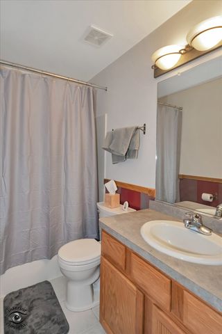 1541 Mallards Cove, Beecher, IL 60401