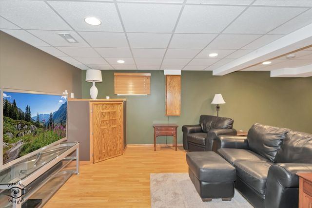 1541 Mallards Cove, Beecher, IL 60401