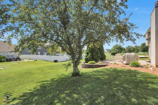 1541 Mallards Cove, Beecher, IL 60401