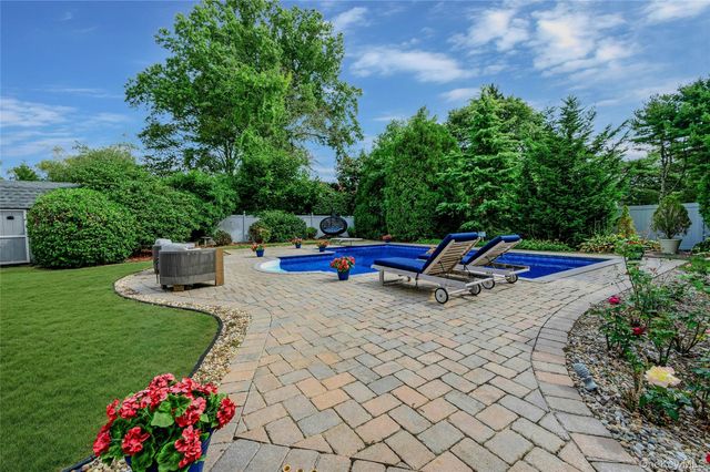 130 Tasker Lane, Greenport, NY 11944