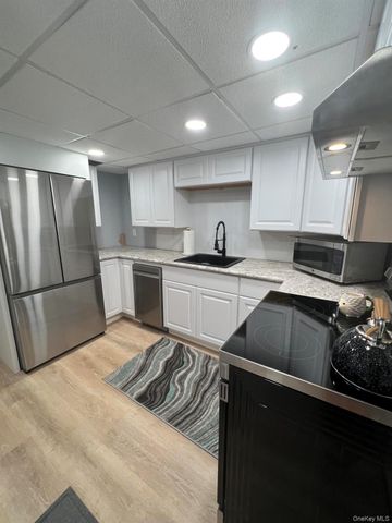 130 Tasker Lane, Greenport, NY 11944