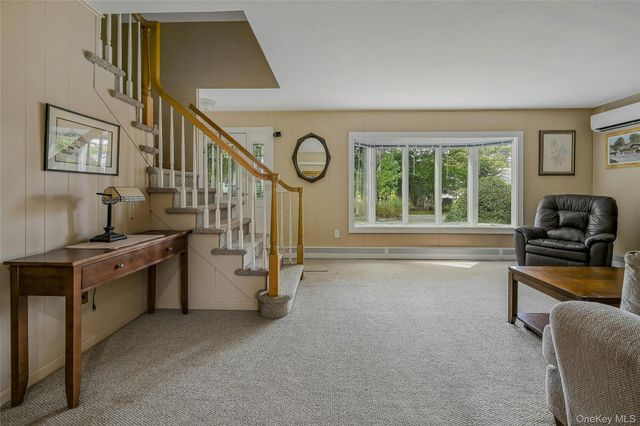 130 Tasker Lane, Greenport, NY 11944