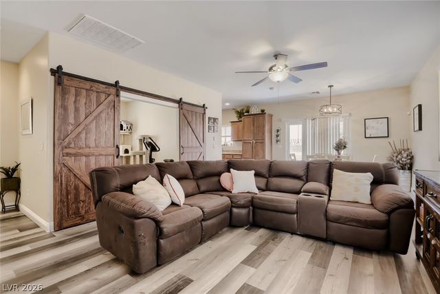 6922 Majestic Palm Drive, Las Vegas, NV 89122
