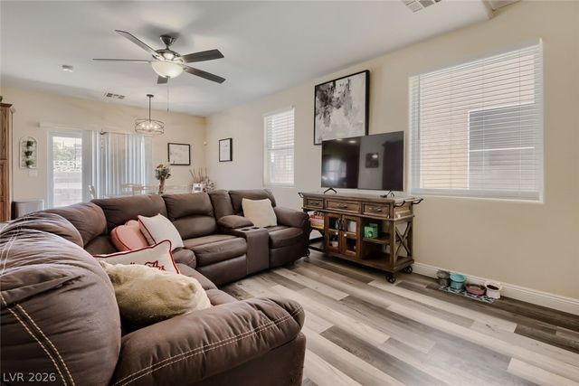 6922 Majestic Palm Drive, Las Vegas, NV 89122