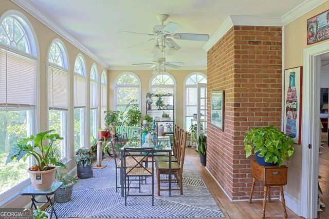 1102 Timber Glen Court SW, Lilburn, GA 30047