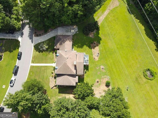 1102 Timber Glen Court SW, Lilburn, GA 30047