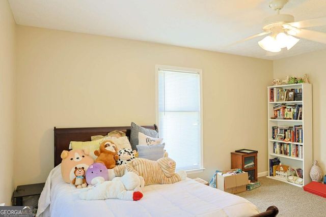 1102 Timber Glen Court SW, Lilburn, GA 30047