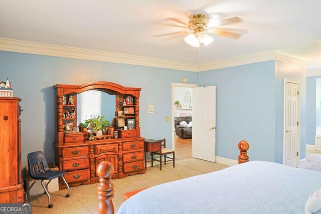 1102 Timber Glen Court SW, Lilburn, GA 30047