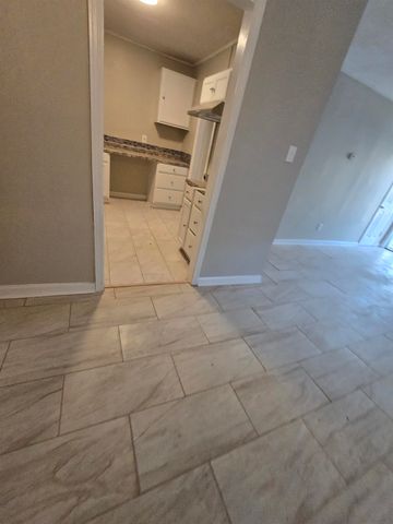 3198 MILLWOOD RD, Memphis, TN 38109