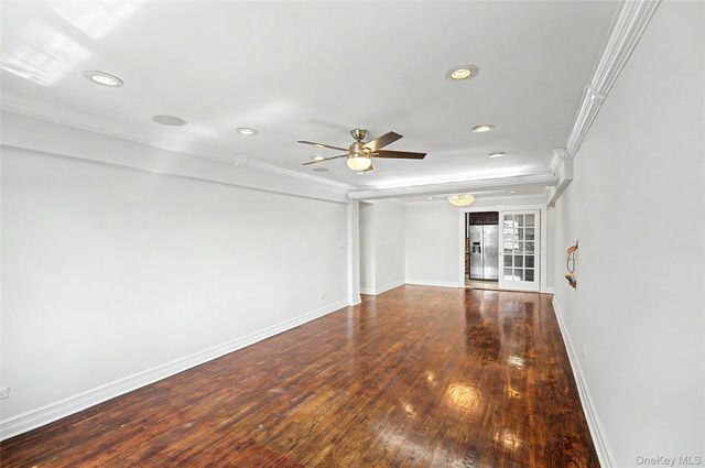 6395 Austin Street 5J, Rego Park, NY 11374