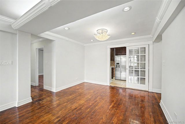 6395 Austin Street 5J, Rego Park, NY 11374
