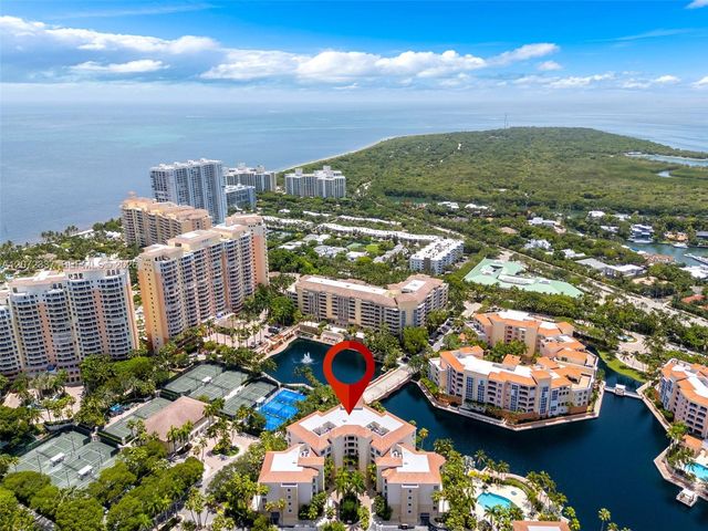 715 Crandon Boulevard PH-5, Key Biscayne, FL 33149