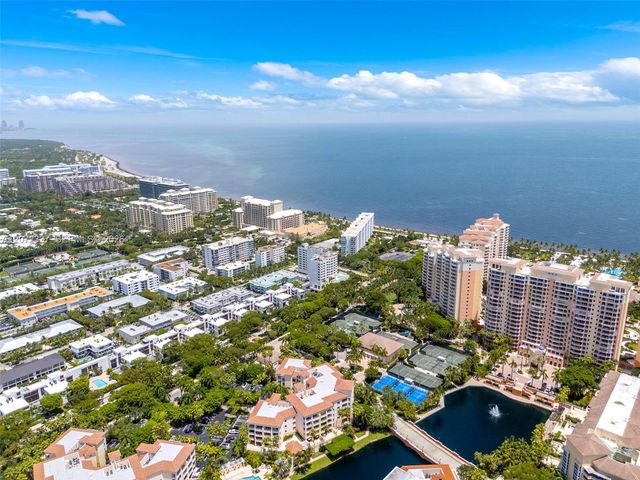 715 Crandon Boulevard PH-5, Key Biscayne, FL 33149