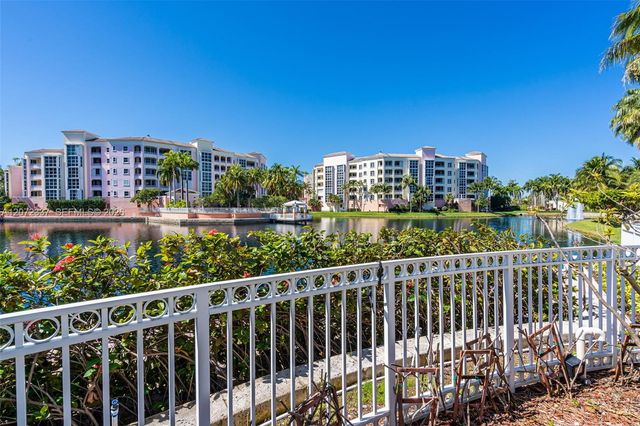 715 Crandon Boulevard PH-5, Key Biscayne, FL 33149