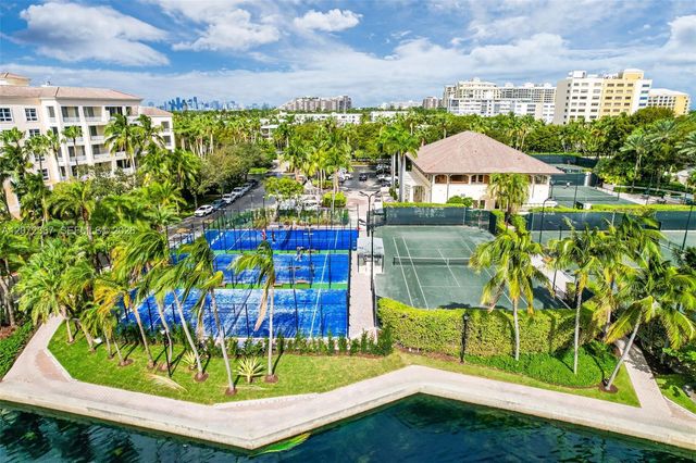 715 Crandon Boulevard PH-5, Key Biscayne, FL 33149