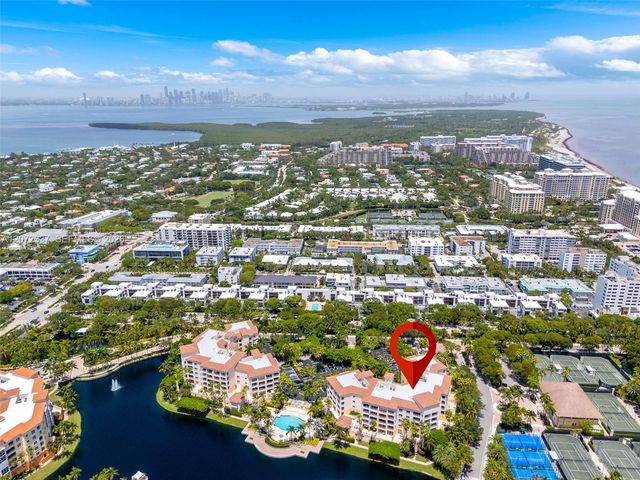 715 Crandon Boulevard PH-5, Key Biscayne, FL 33149
