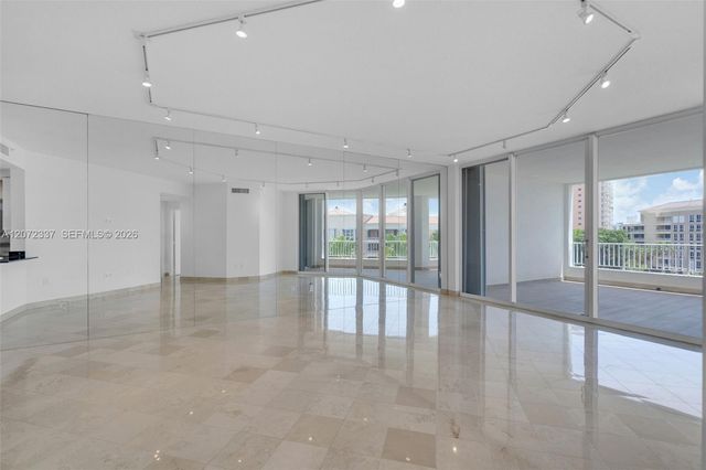 715 Crandon Boulevard PH-5, Key Biscayne, FL 33149