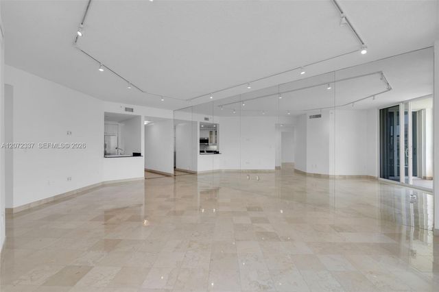 715 Crandon Boulevard PH-5, Key Biscayne, FL 33149