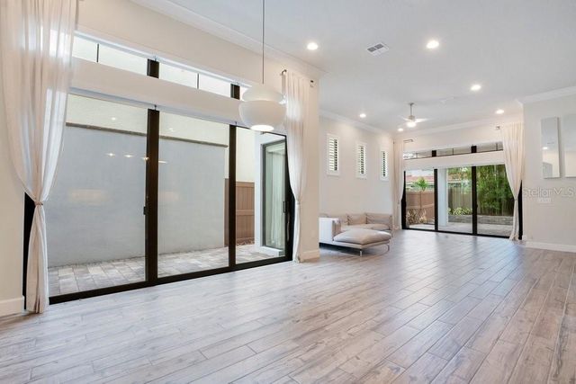 8394 VIA VITTORIA WAY WAY, Orlando, FL 32819