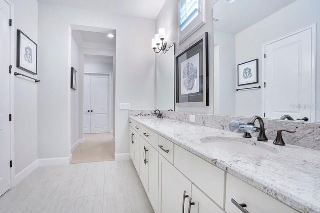 8394 VIA VITTORIA WAY WAY, Orlando, FL 32819