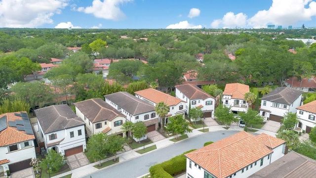 8394 VIA VITTORIA WAY WAY, Orlando, FL 32819