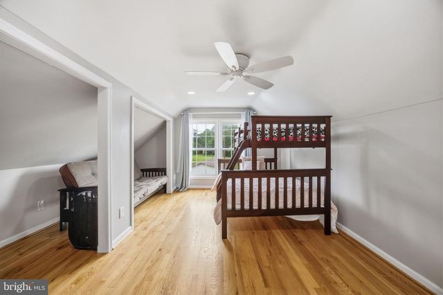8001 POSTOAK RD, Potomac, MD 20854