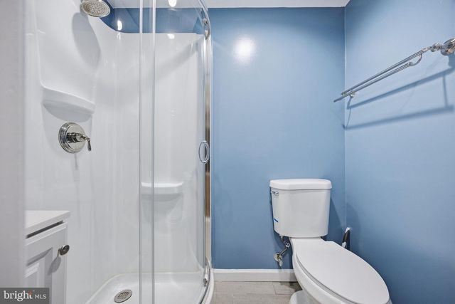 8001 POSTOAK RD, Potomac, MD 20854